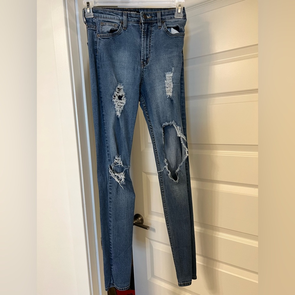 Fashion nova skinny jeans, size 5